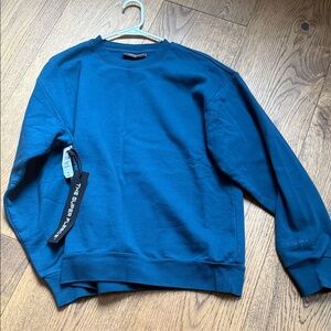 NWT Aritzia Super Fleece crewneck sweatshirt (discontinued style/color)